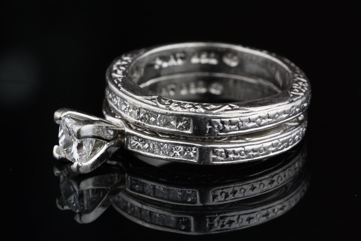 Pre-Owned Diamond and Platinum Wedding Ring Set