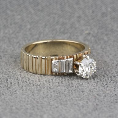 Pre-Owned-14-Karat-Yellow-Gold-Diamond-Ring