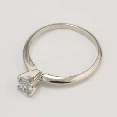 Pre-Owned 14 Karat White Gold Diamond Solitaire Ring