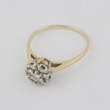 Pre-Owned 14 Karat Yellow Gold Diamond Flower Style Ring