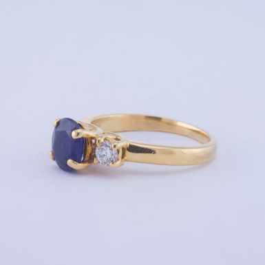 Pre-Owned 18K Classic Diamond and Sapphire Ring