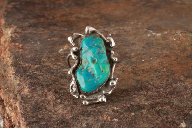 Pre-Owned Native American Silver Ring with Turquoise