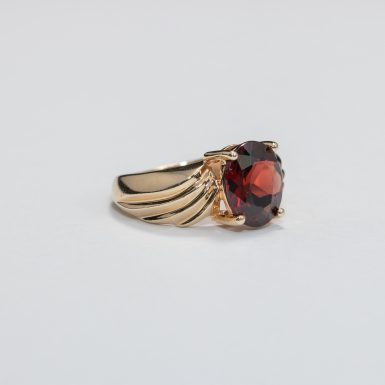 Pre-Owned 10K Garnet Fashion Ring