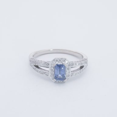 Pre-Owned 18K Halo Tanzanite and Diamond Ring