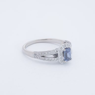 Pre-Owned 18K Halo Tanzanite and Diamond Ring
