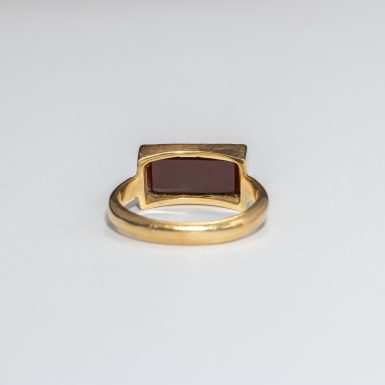 Vintage 18k Sardonyx Ring