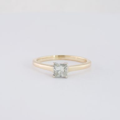 Pre-Owned 14K Princess Cut Diamond Solitaire Engagement Ring