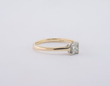 Pre-Owned 14K Princess Cut Diamond Solitaire Engagement Ring