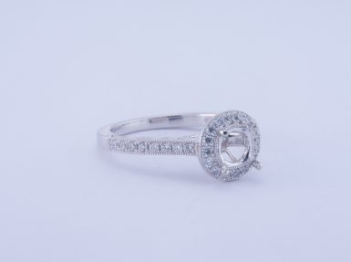 Pre-Owned Platinum VS Diamond Ring Mounting