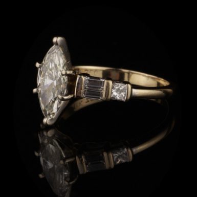Pre-Owned 18K Marquise Diamond Ring