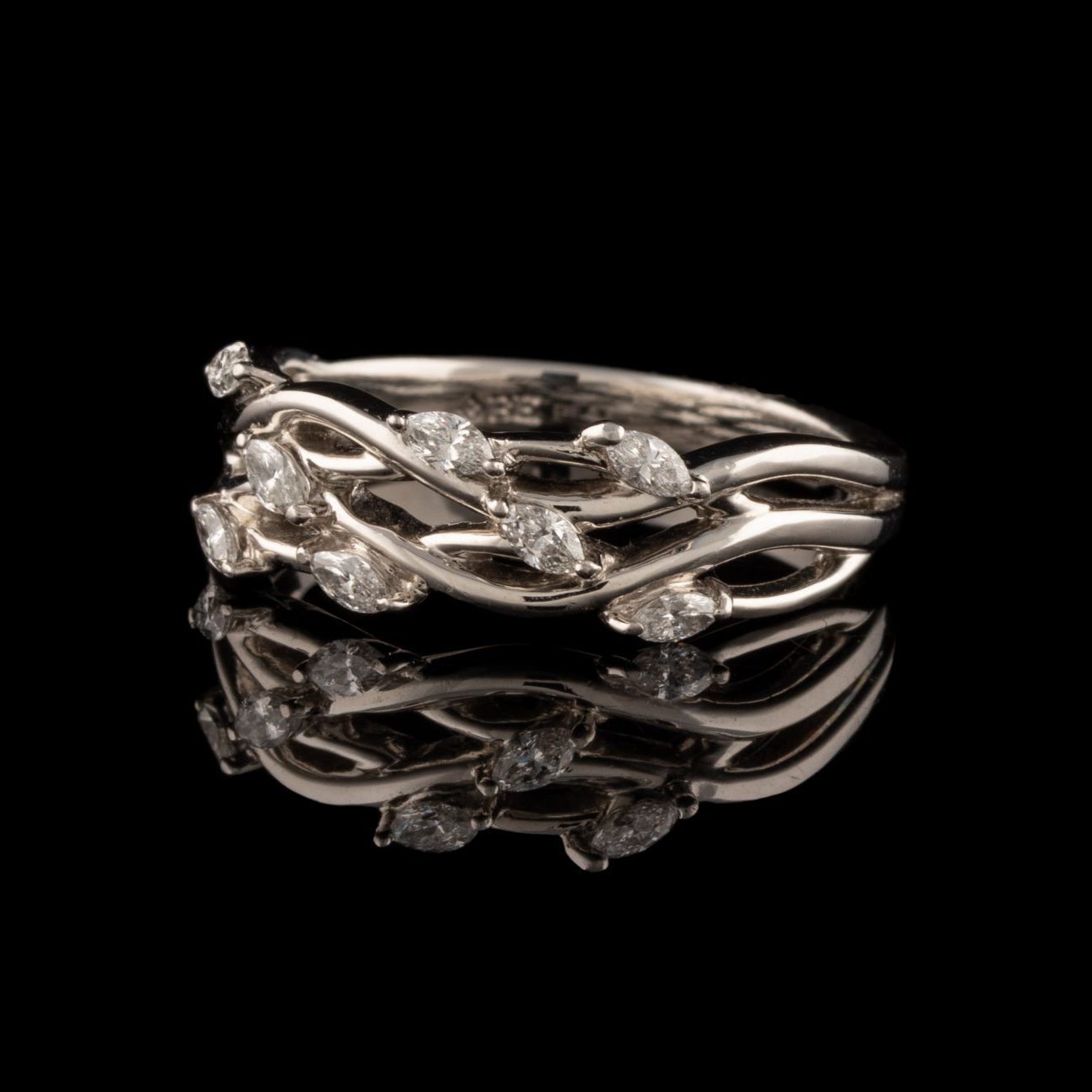 PreOwned Platinum and Diamond Vine Band