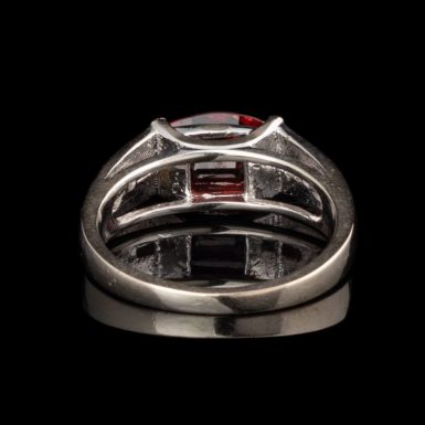 Pre-Owned 14k Garnet and Diamond Ring