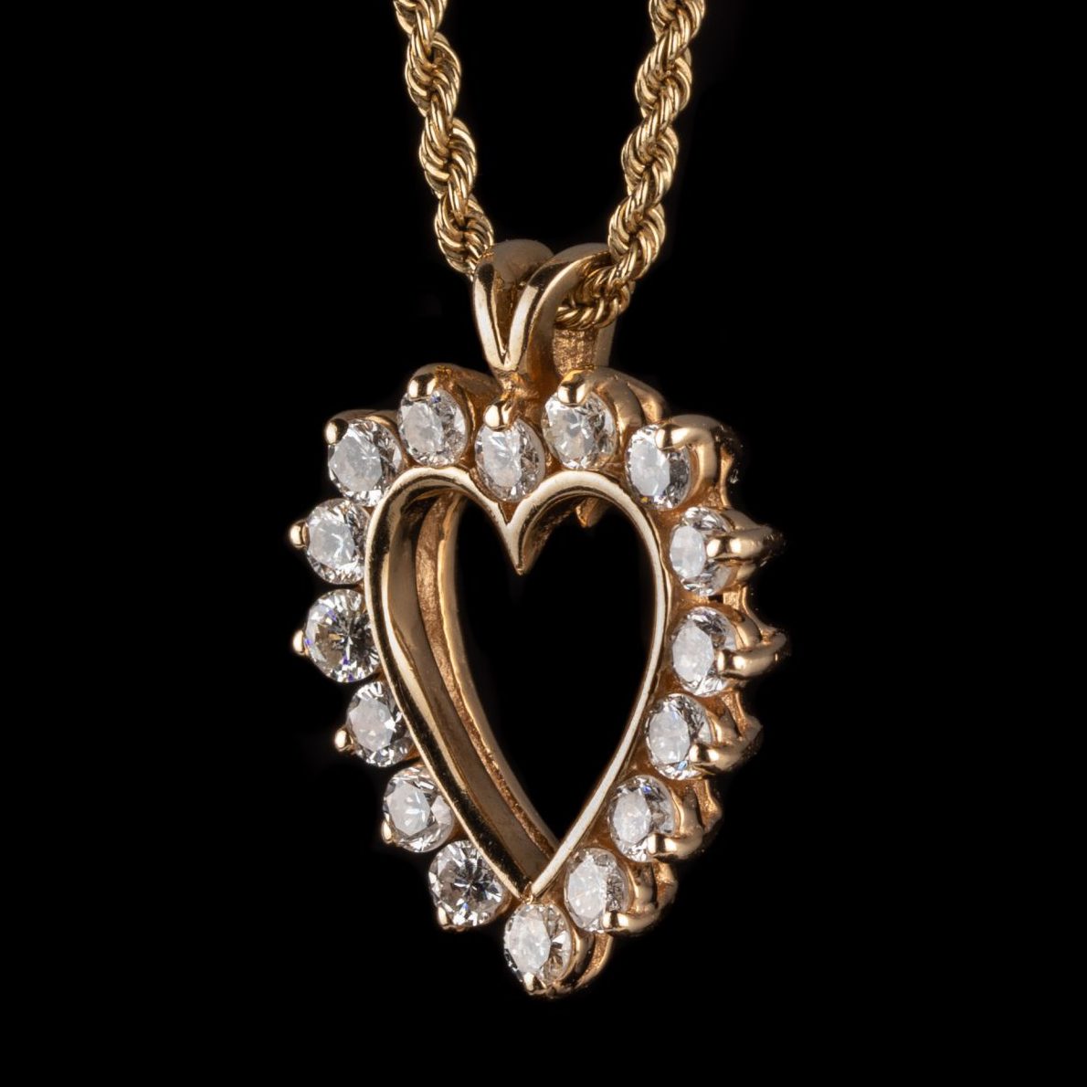 Pre-Owned 14K Open Heart One Carat Total Weight Diamond Pendant