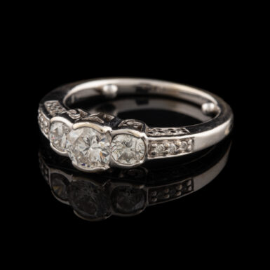 Pre-Owned 14K Semi-Bezel Set 3 Diamond Ring