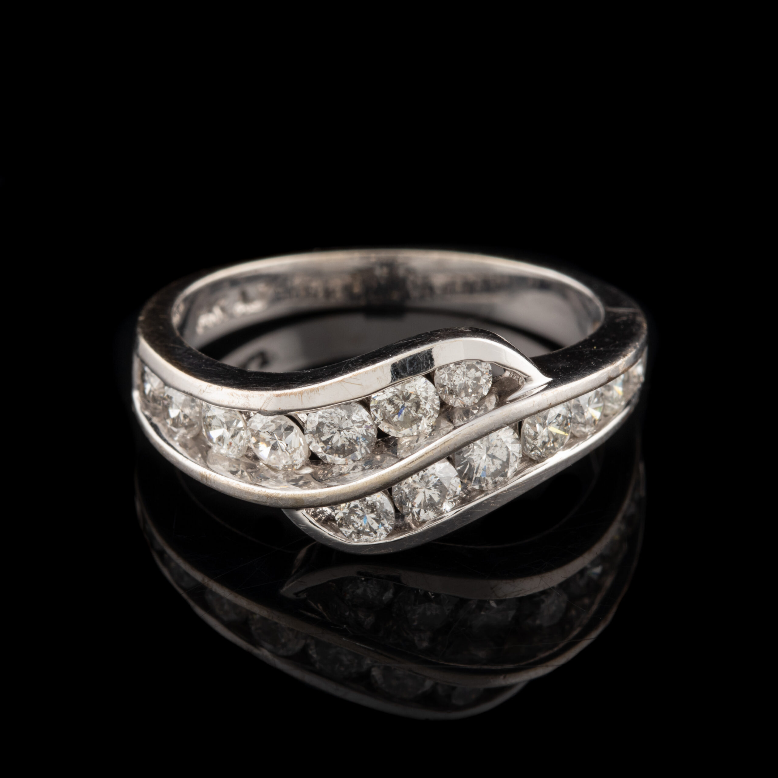 PreOwned 14k ByPass Channel Set Diamond Ring