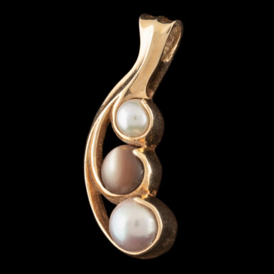 Pre-Owned Free-Form Pearl & Mother of Pearl Pendant