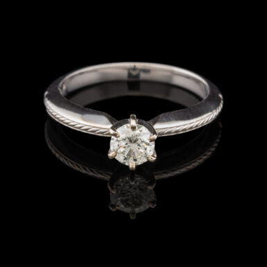 Pre-Owned Knife Edge Diamond Engagement Ring