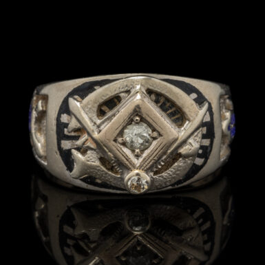 Vintage Masonic Ring With Diamond in 10K