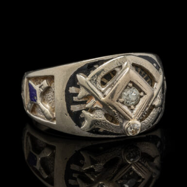 Vintage Masonic Ring With Diamond in 10K