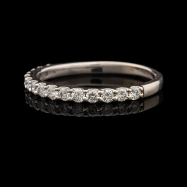 Pre-Owned 15-Diamond Band in 14K