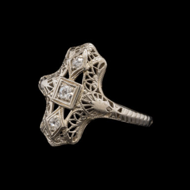 Vintage 18K Diamond Filigree Ring