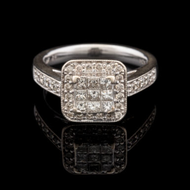 Pre-Owned 14K Diamond Cluster Halo Ring